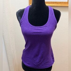Beyond Yoga Spacedye Step Up Racerback Tank Vivid Plum  size M